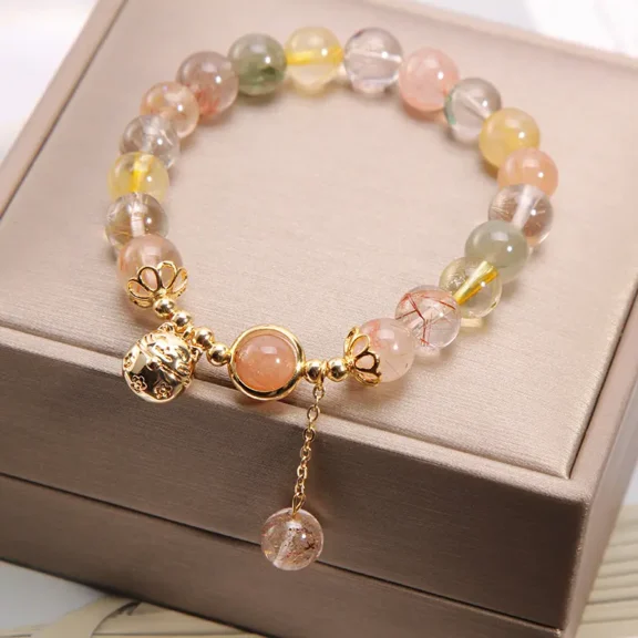 How to Understand the Meaning and Wearing Rules of Golden Rutilated Quartz 2 - Buddha Bodhis How to Understand the Meaning and Wearing Rules of Golden Rutilated Quartz