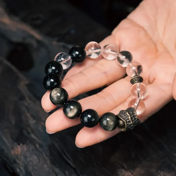 How to Wear and Identify Real White Crystal Benefits 2 - Buddha Bodhis How to Wear and Identify Real White Crystal Benefits