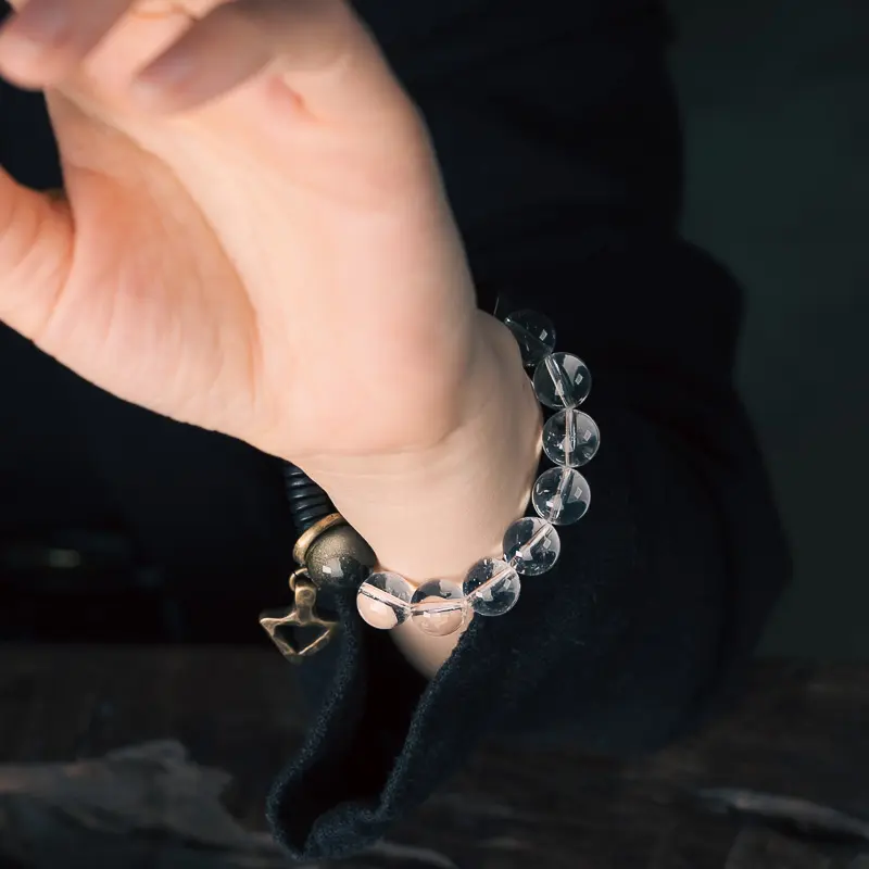 Obsidian and Quartz Arrowhead Bracelet Balance & Light (2) Obsidian and Quartz Arrowhead Bracelet Balance & Light