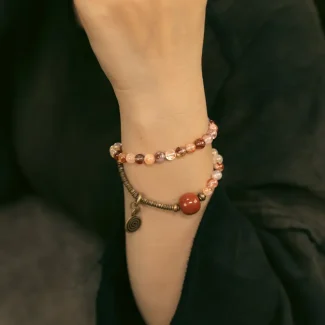 Red Flower Crystal & Alxa Agate Beaded Bracelet