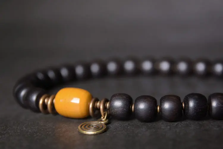 Dzi Bead Ebony Bracelet | Yellow Jade Prosperity Amulet 6 - Buddha Bodhis Dzi Bead Ebony Bracelet Yellow Jade Prosperity Amulet