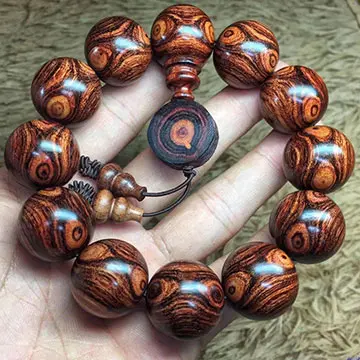 10 Most Precious Wood Bracelets: A Complete Guide 2 - Buddha Bodhis Hainan Huanghuali
