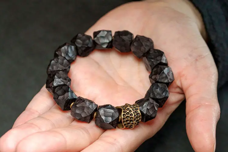 Hand-Carved Ebony Bracelet | Spiritual Armor Jewelry 6 - Buddha Bodhis Hand-Carved Ebony Bracelet Spiritual Armor Jewelry