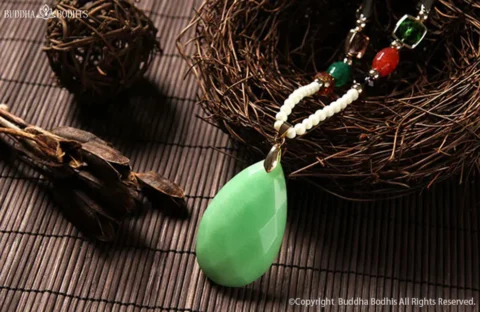 How to Choose Jade A Beginner's Guide to Quality & Meaning