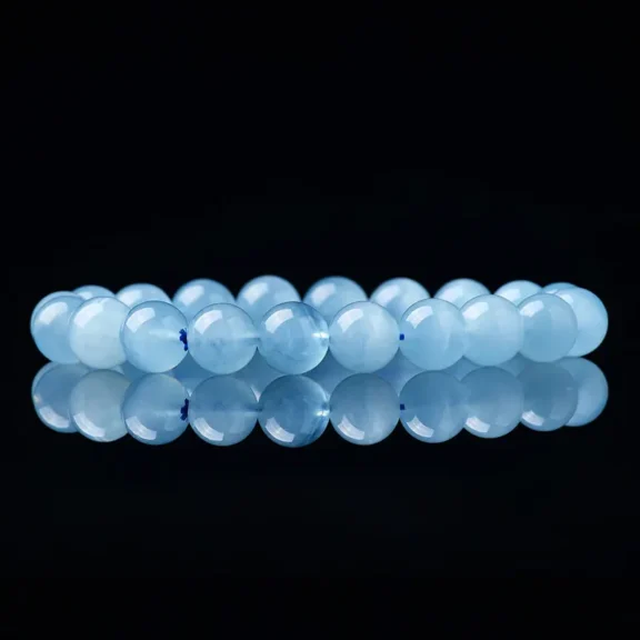 How to Use Aquamarine Stone for Clarity & Courage - Buddha Bodhis How to Use Aquamarine Stone for Clarity & Courage