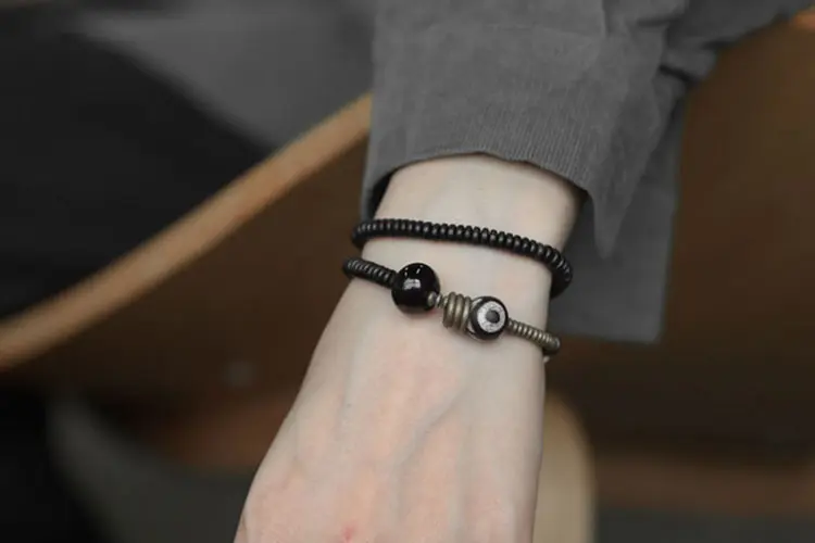 Single-Eye Dzi Bead Bracelet | Amulet for The Watchful Path 7 - Buddha Bodhis Single-Eye Dzi Bead Bracelet Amulet for The Watchful Path