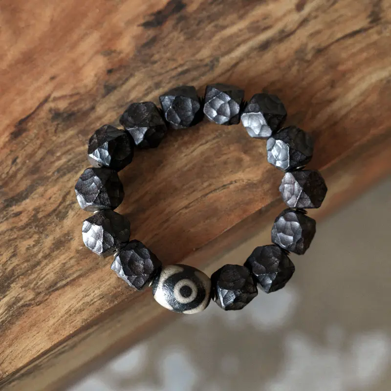 The Wabi Sabi Eye A Carved Ebony Dzi Bracelet (5) The Wabi Sabi Eye A Carved Ebony Dzi Bracelet