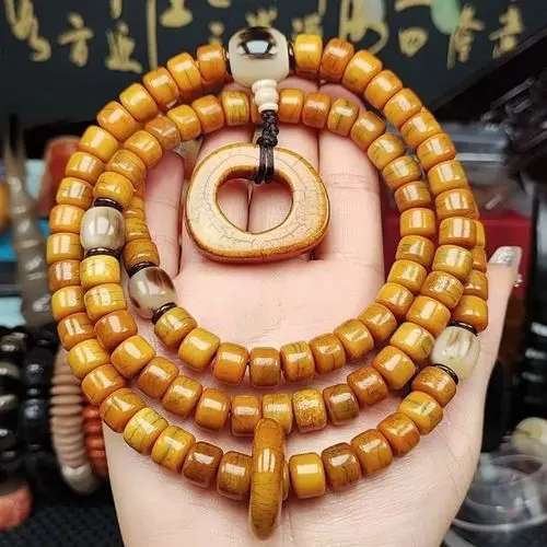 - Buddha Bodhis Anatomy of a traditional Tibetan 108 bead mala with counters