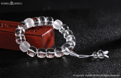 Clear Quartz Bracelet A Guide to Its Meaning, Benefits, and How to Wear It