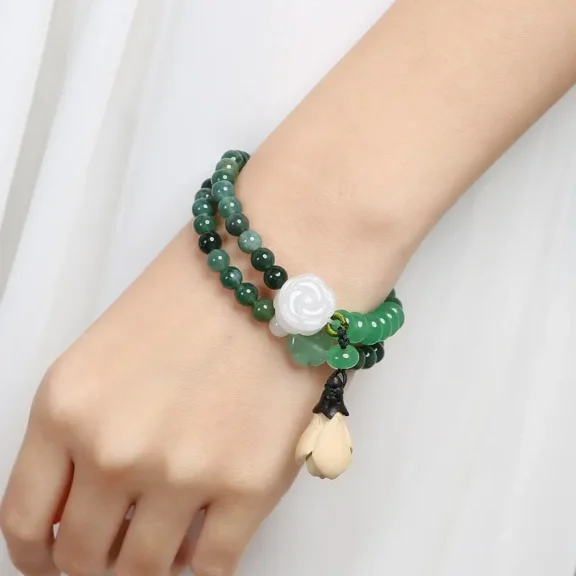 Green Aventurine Bracelet: Its Meaning, Benefits, and Practical Uses 3 - Buddha Bodhis Green Aventurine Bracelet Its Meaning, Benefits, and Practical Uses