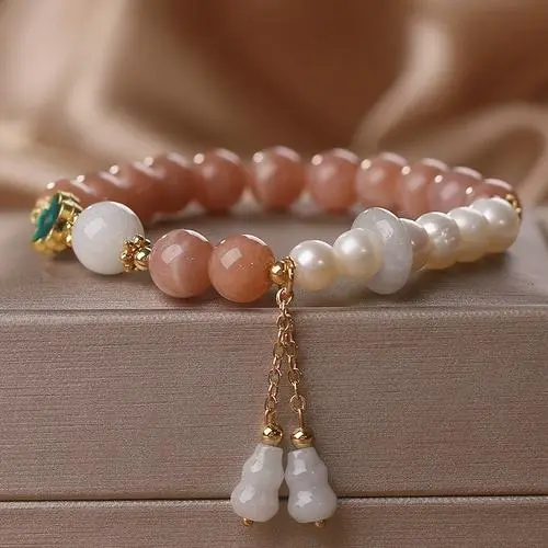 Sunstone Bracelet: A Guide to Its Meaning, Healing Properties, and Daily Use 3 - Buddha Bodhis Sunstone Bracelet A Guide to Its Meaning, Healing Properties, and Daily Use