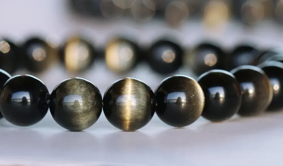 The Spiritual Meaning and Healing Properties of Gold Sheen Obsidian 3 - Buddha Bodhis The Spiritual Meaning and Healing Properties of Gold Sheen Obsidian