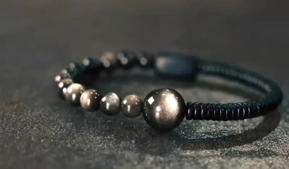 The Spiritual Meaning of Silver Sheen Obsidian: A Mirror to the Soul 2 - Buddha Bodhis The Spiritual Meaning of Silver Sheen Obsidian A Mirror to the Soul