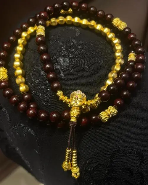 - Buddha Bodhis Wooden buddha bead bracelet with silver buddha head charm