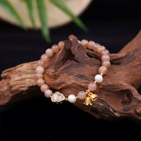 A Practical Guide to Sunstone: Meaning, Benefits, and Harnessing Its Fire Energy 1 - Buddha Bodhis A Practical Guide to Sunstone Meaning, Benefits, and Harnessing Its Fire Energy