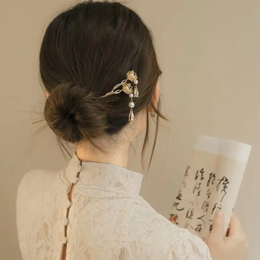 Handcrafted Lily of the Valley Metal Hairpin Floral Hair Stick for Happiness & Grace (5) Handcrafted Lily of the Valley Metal Hairpin Floral Hair Stick for Happiness & Grace