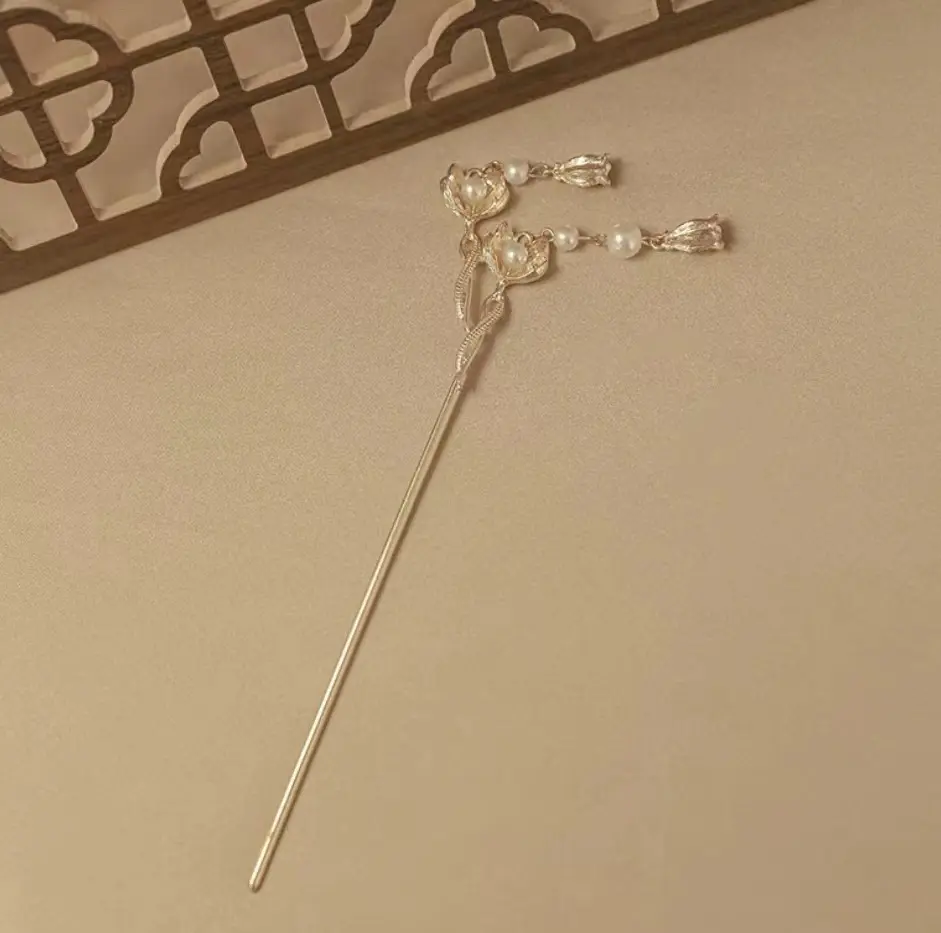 Handcrafted Lily of the Valley Metal Hairpin Floral Hair Stick for Happiness & Grace (7) Handcrafted Lily of the Valley Metal Hairpin Floral Hair Stick for Happiness & Grace