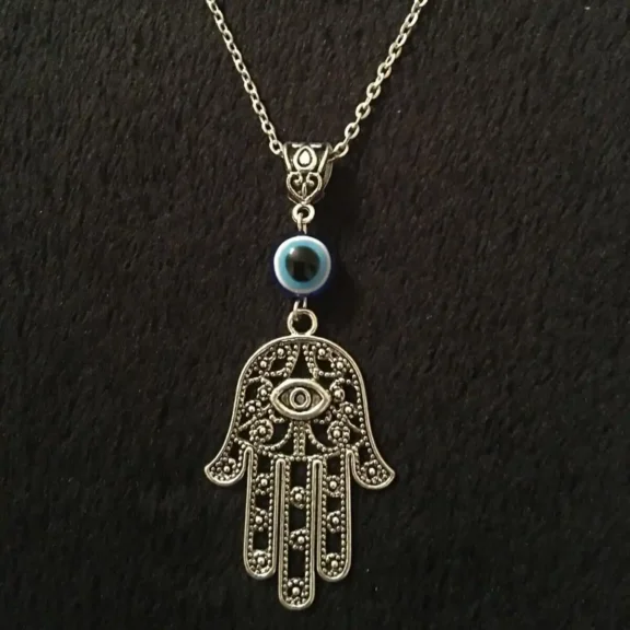 The Meaning of the Hamsa Hand: A Guide to Its Symbolism and Spiritual Use 2 - Buddha Bodhis The Meaning of the Hamsa Hand A Guide to Its Symbolism and Spiritual Use