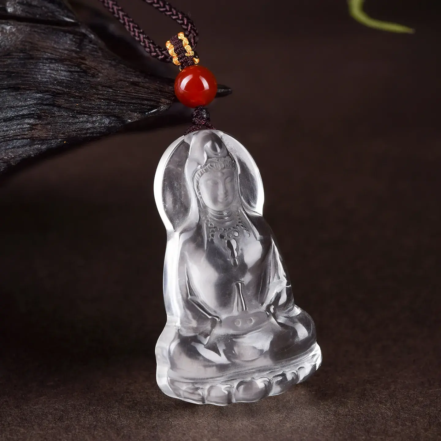 Natural Clear Quartz Guan Yin Pendant - Hand-Carved Compassion Amulet (1) Natural Clear Quartz Guan Yin Pendant - Hand-Carved Compassion Amulet