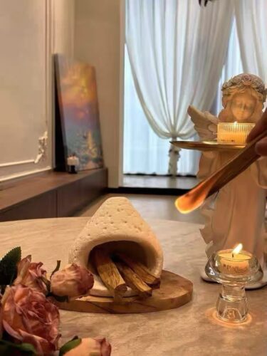 Click to view full screen Handmade Ceramic Aromatherapy Fireplace Ornament photo review