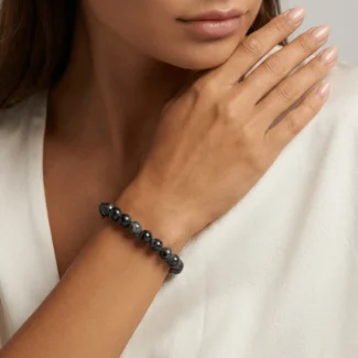 Home 39 - Buddha Bodhis black-ink-jade-beaded-bracelet-woman-luxury