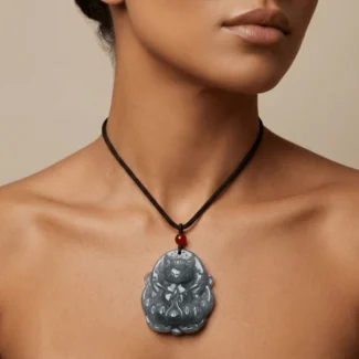 black-jade-nine-tailed-fox-necklace-pendant-luxury