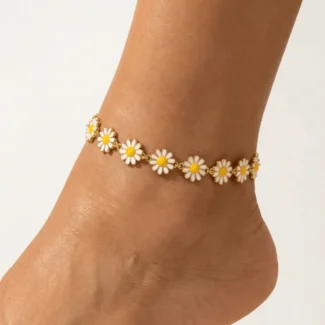 gold-daisy-flower-anklet-jewelry-model