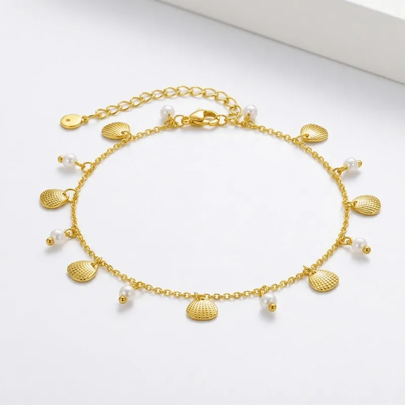 gold-seashell-pearl-charm-anklet gold-seashell-pearl-charm-anklet