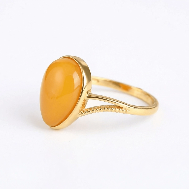natural-yellow-amber-pear-ring natural-yellow-amber-pear-ring