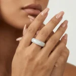 Tianshan Jade Ring – Emotional Balance, Vitality & Protection 1 - Buddha Bodhis tianshan-cui-jade-ring-american-fashion-model-hand_