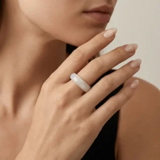 white-agate-natural-stone-ring-minimalist-jewelry_1800x