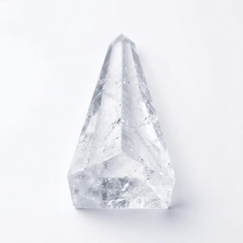 Clear Quartz Crystal Pyramid – Energy Cleansing, Mental Clarity & Spiritual Protection Clear Quartz Crystal Pyramid – Energy Cleansing, Mental Clarity & Spiritual Protection