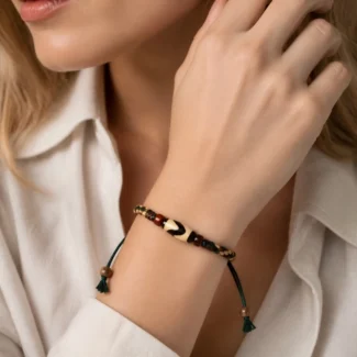 Tibetan-Style Agate Tiger Tooth Dzi Bead Bracelet – Courage, Strength & Spiritual Protection (2)