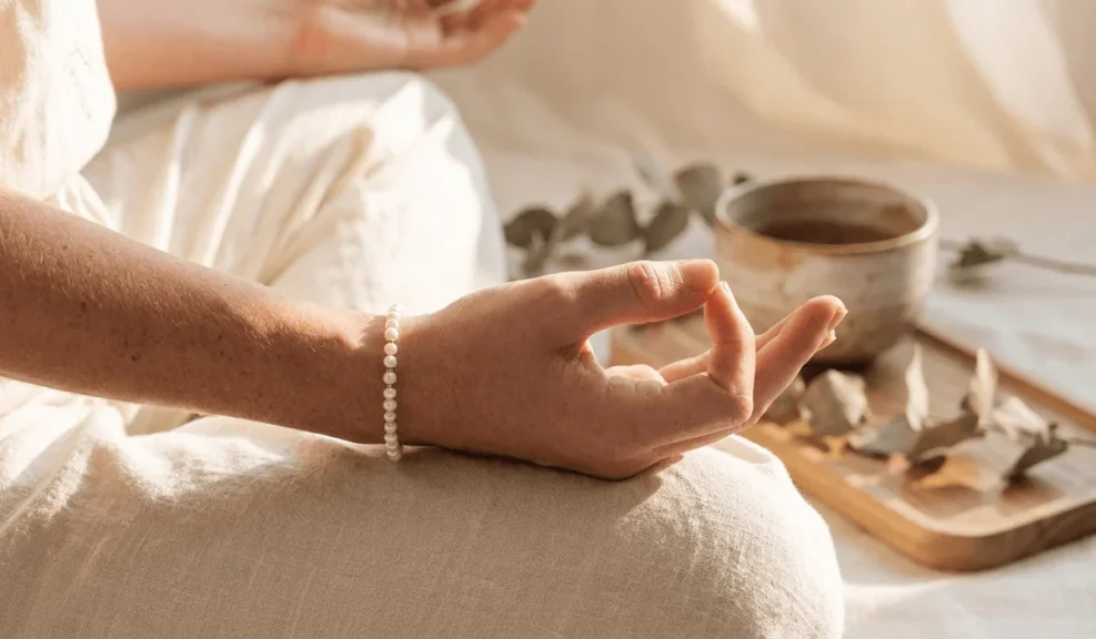 Freshwater vs. Saltwater Pearls: A Guide to Their Spiritual Meaning and Energy 7 - Buddha Bodhis Freshwater vs. Saltwater Pearls: A Guide to Their Spiritual Meaning and Energy 6 - Buddha Bodhis
