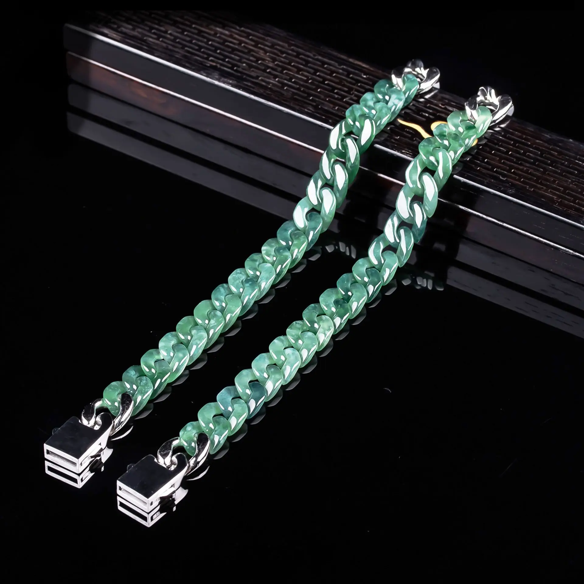 Natural Ice-Glutinous Jadeite Cuban Link Bracelet 10mm Bold Geometric Chain for Wealth