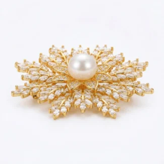 gold-snowflake-crystal-pearl-brooch-jewelry