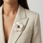 luxury-shell-flower-brooch-pearl-gold-jewelry-model