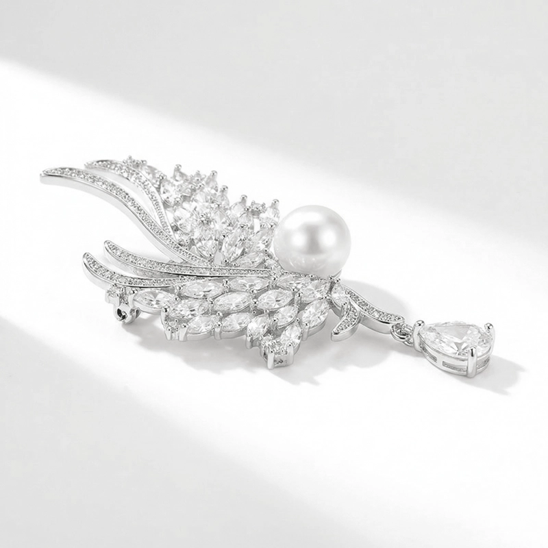 silver-crystal-pearl-wing-brooch