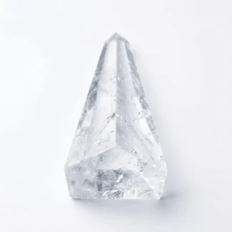 Clear Quartz Crystal Pyramid – Energy Cleansing, Mental Clarity & Spiritual Protection