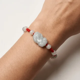 jade-pixiu-red-rope-bracelet-model-wrist_